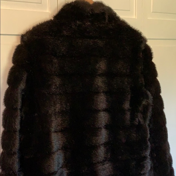 Fun faux fur with Pom Pom buttons - Picture 8 of 9